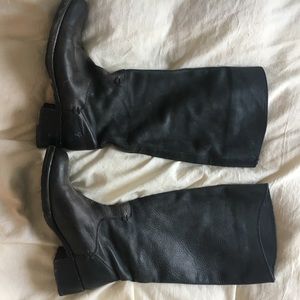 Frye block heel boot